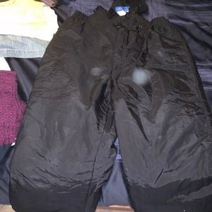 Snow pants/ overalls